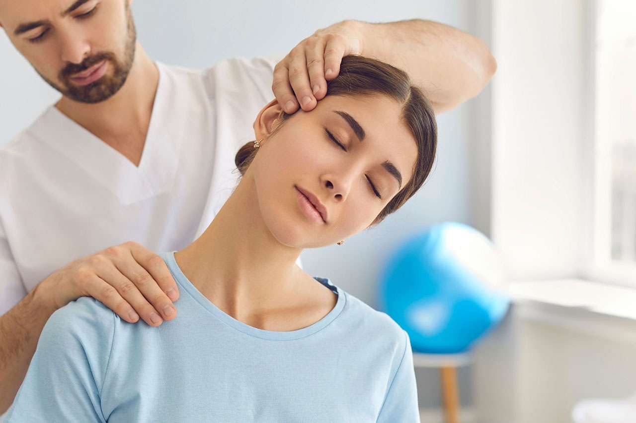 can a chiropractor fix back and neck pain
